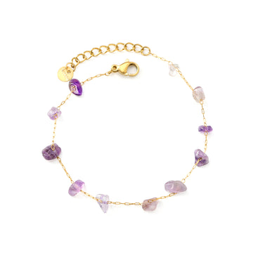 Elegant Gold Bracelet with Gemstones