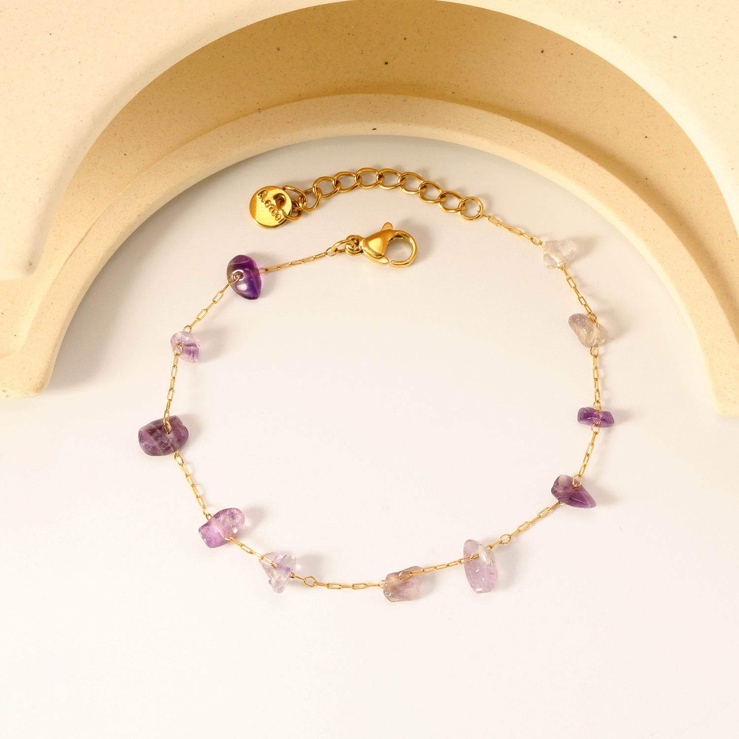 Elegant Gold Bracelet with Gemstones