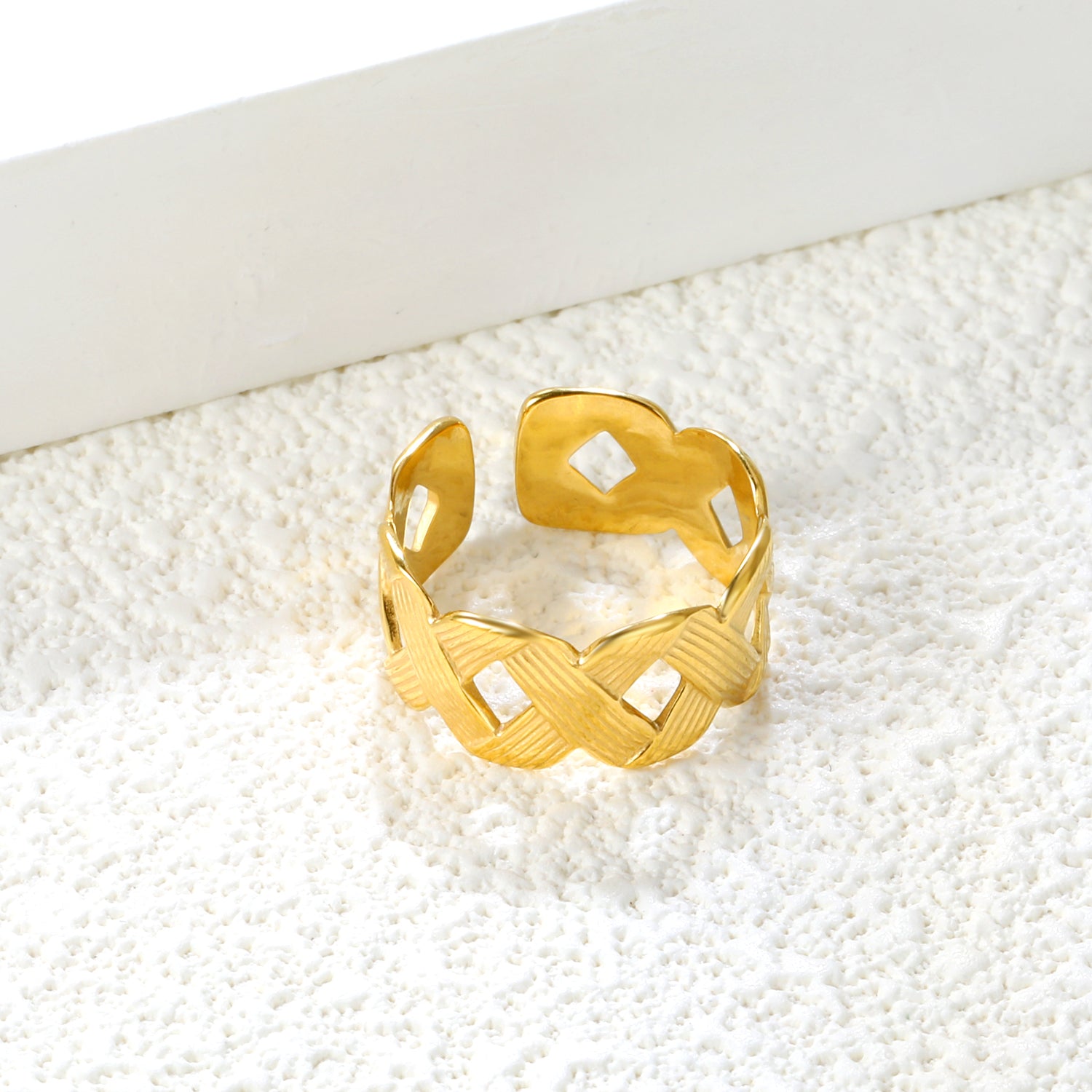 ⁠Golden Weave Ring